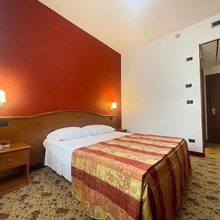 Vald Hotel Val della Torre Luaran gambar