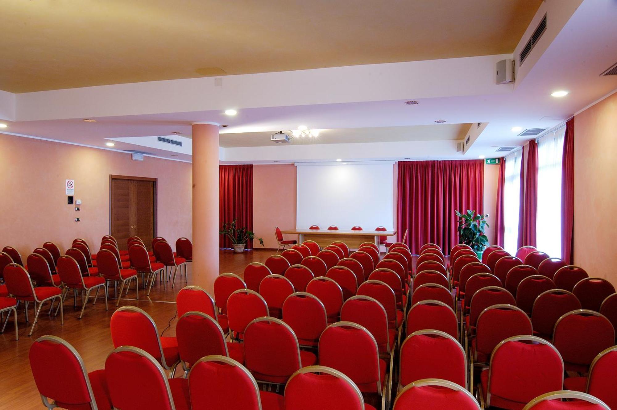 Vald Hotel Val della Torre Luaran gambar
