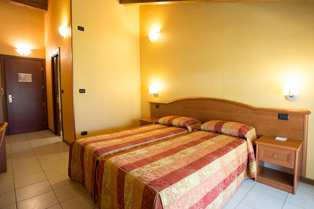 Vald Hotel Val della Torre Luaran gambar
