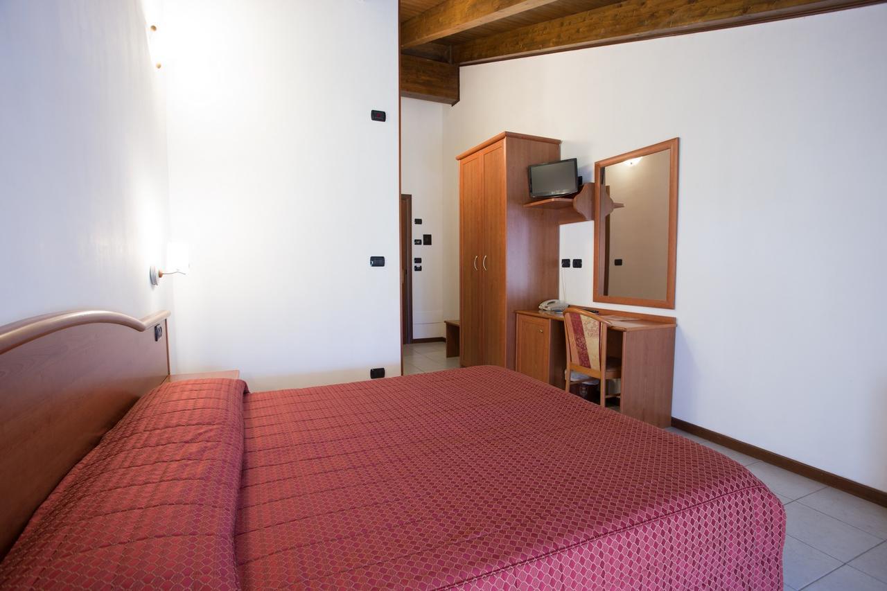 Vald Hotel Val della Torre Luaran gambar